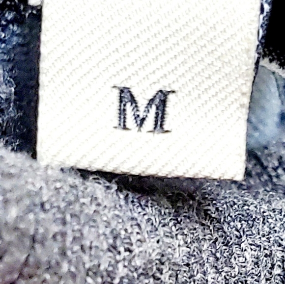 BURBERRY TURTLENECK SWEATER. WOMENS Sz:M MADE IN ITALY. LIKE NEW! DIAMOND/STRIPE - Picture 8 of 11